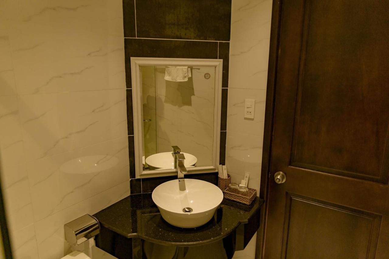 Hotel Khach San Dat Thinh Đà Lạt Exterior foto